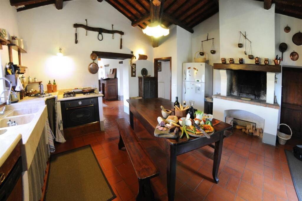 Exclusive Villa Parrano - Countryside With Pool Экстерьер фото